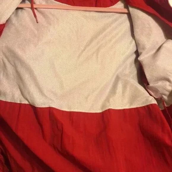 Eddie Bauer coat. - Picture 6 of 6